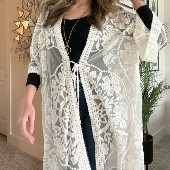 UMGEE | Long Lace Cover Up - Picture 6 of 15